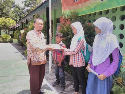 Try Out SD/SMP Oleh Desa Caturharjo